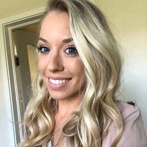 Meet your Posher, Kristina